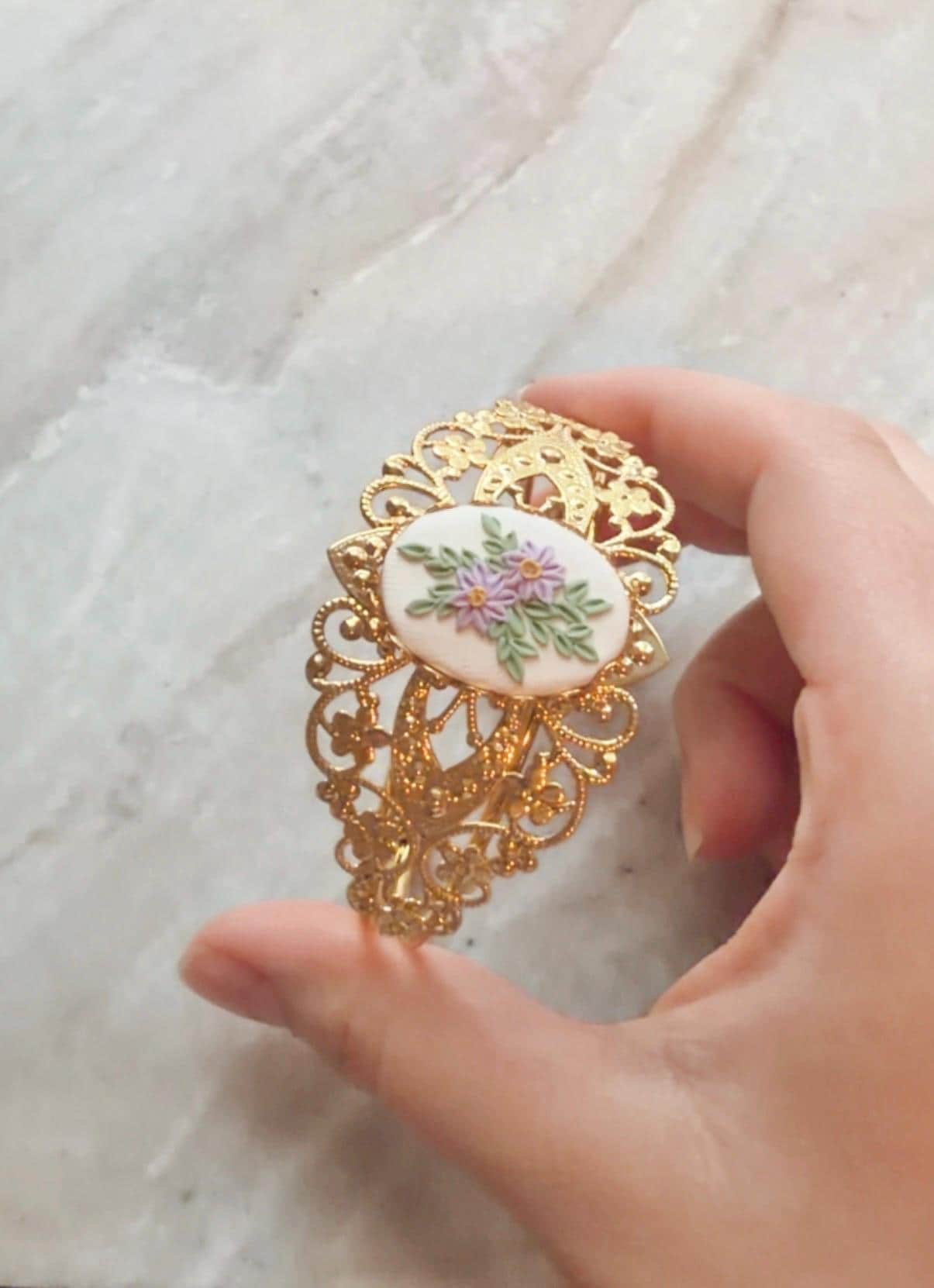 Purple flower bangles for girls, Purple Floral Cameo Bracelet 